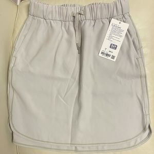 Lululemon mid thigh skirt
